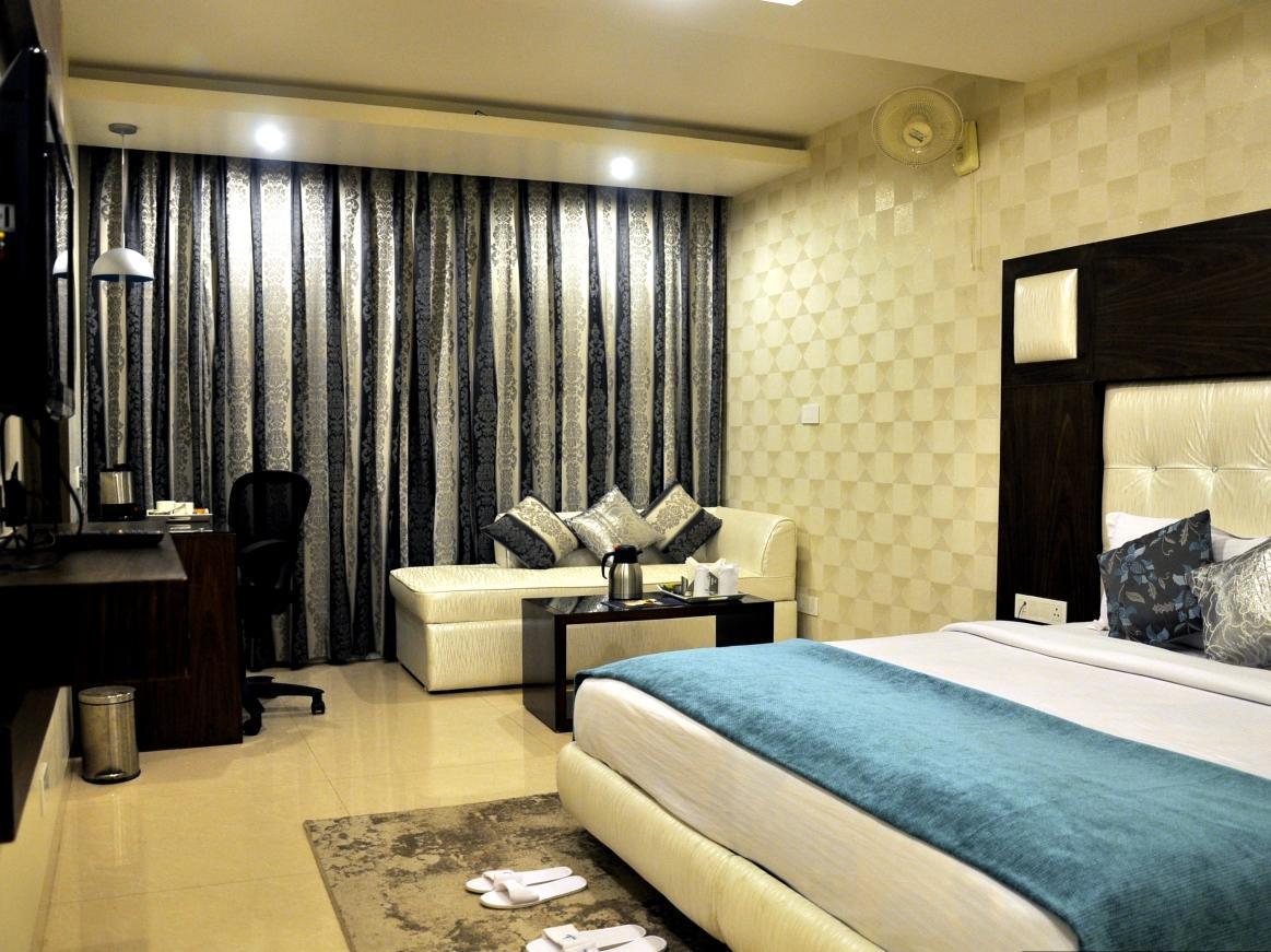 Hotel Diamond Plaza Chandigarh Luaran gambar