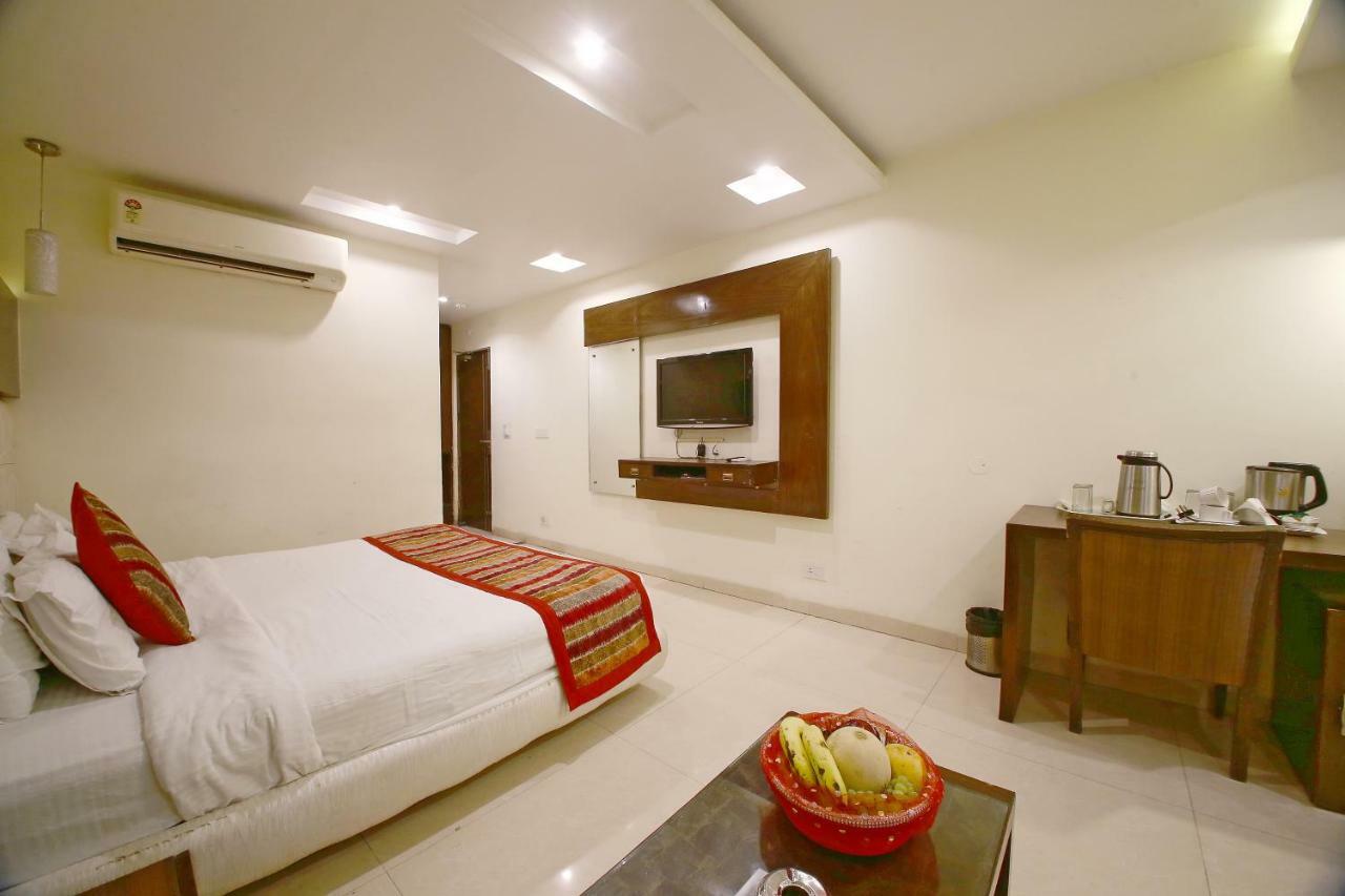 Hotel Diamond Plaza Chandigarh Luaran gambar