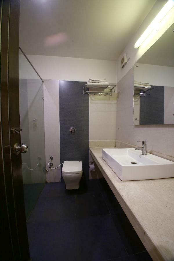 Hotel Diamond Plaza Chandigarh Luaran gambar